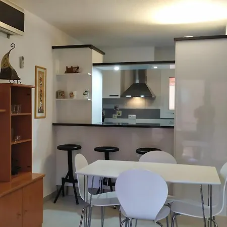 Bonito Apartamento, Con Piscina, Excelente Wifi Y Aire Acondicionado *
